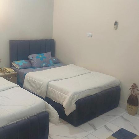 Luxor Apartman Kültér fotó
