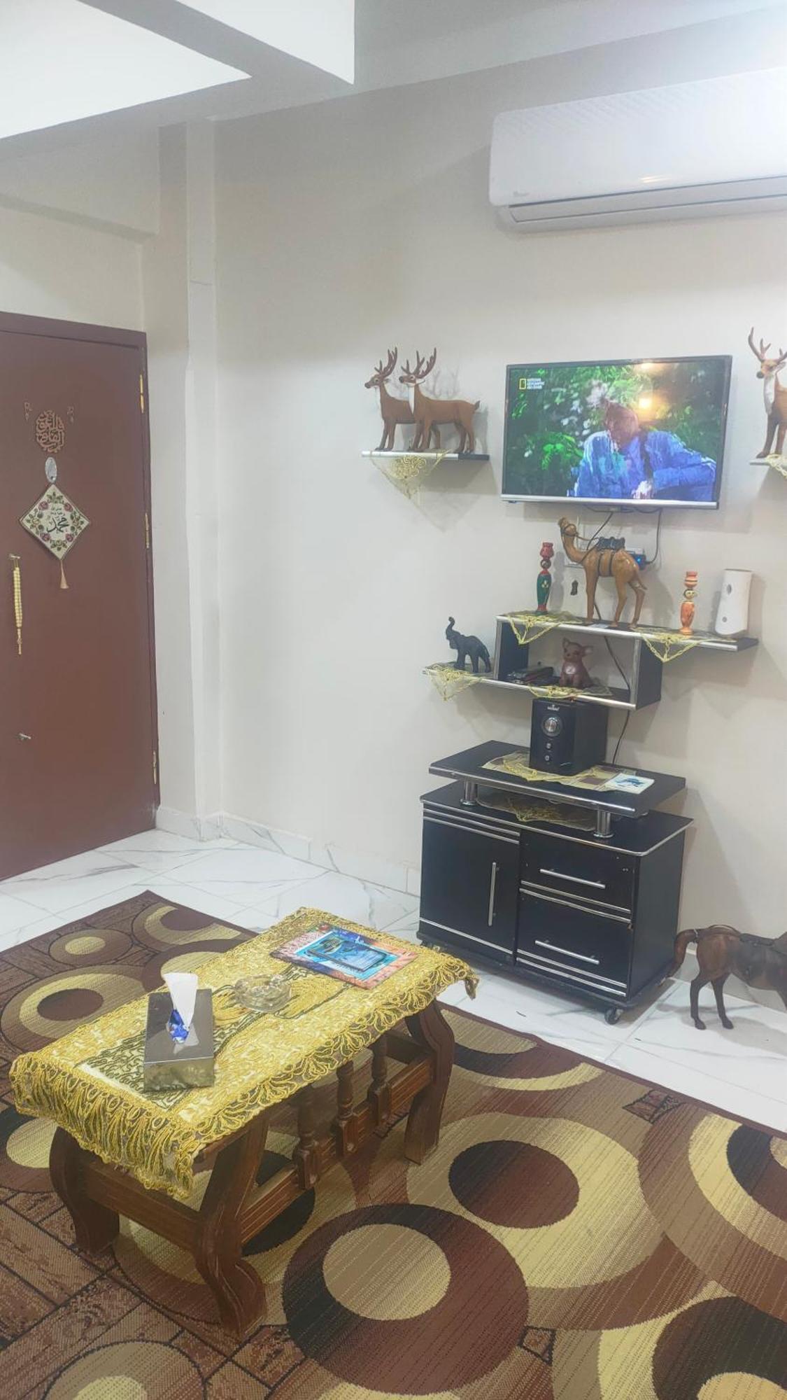 Luxor Apartman Kültér fotó