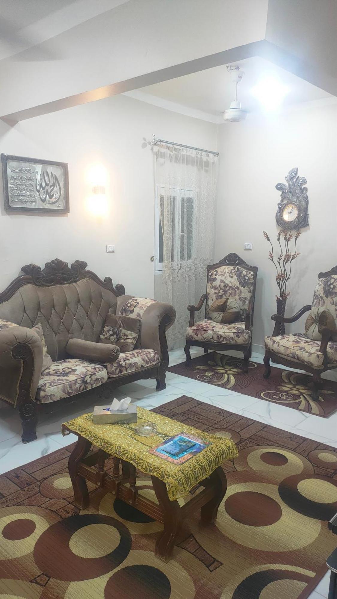 Luxor Apartman Kültér fotó